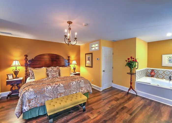 Casa De Solana Bed And Breakfast